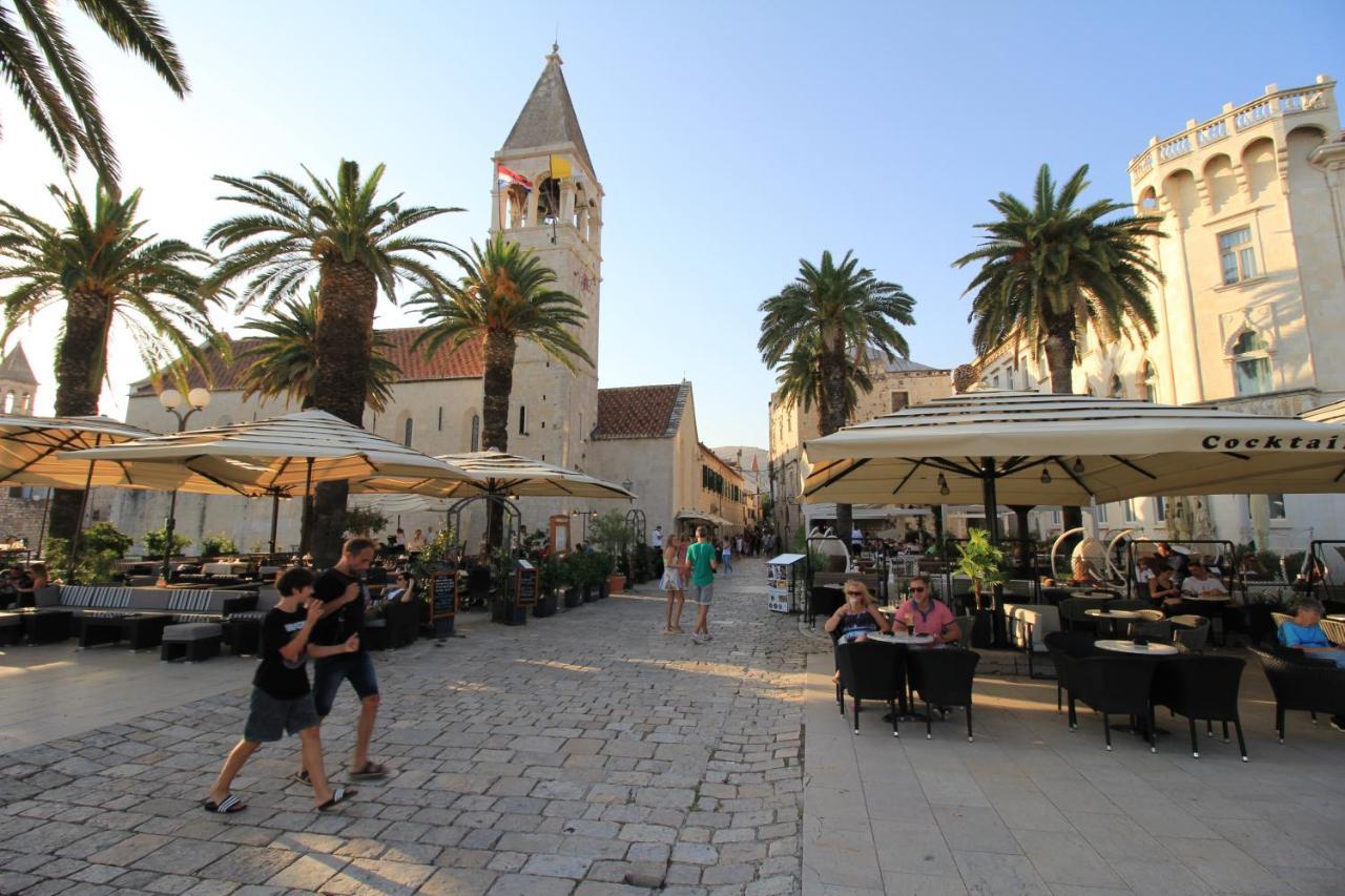 Town House In The Centre Of Historic Trogir Villa Bagian luar foto